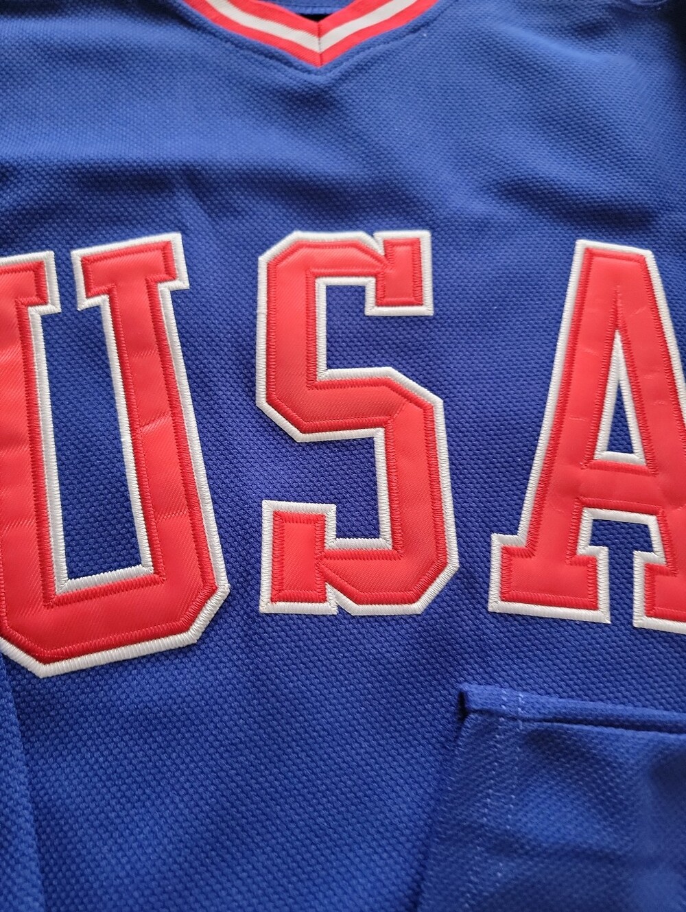 USA Olympic Team #17 O'Callahan  Large Blue Hockey Jersey with Red & White Trim - Picture 2 of 6